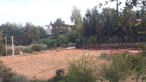 DÜZİÇİ ELLEK KASABASINDA 1500 M2M EV OLACAK